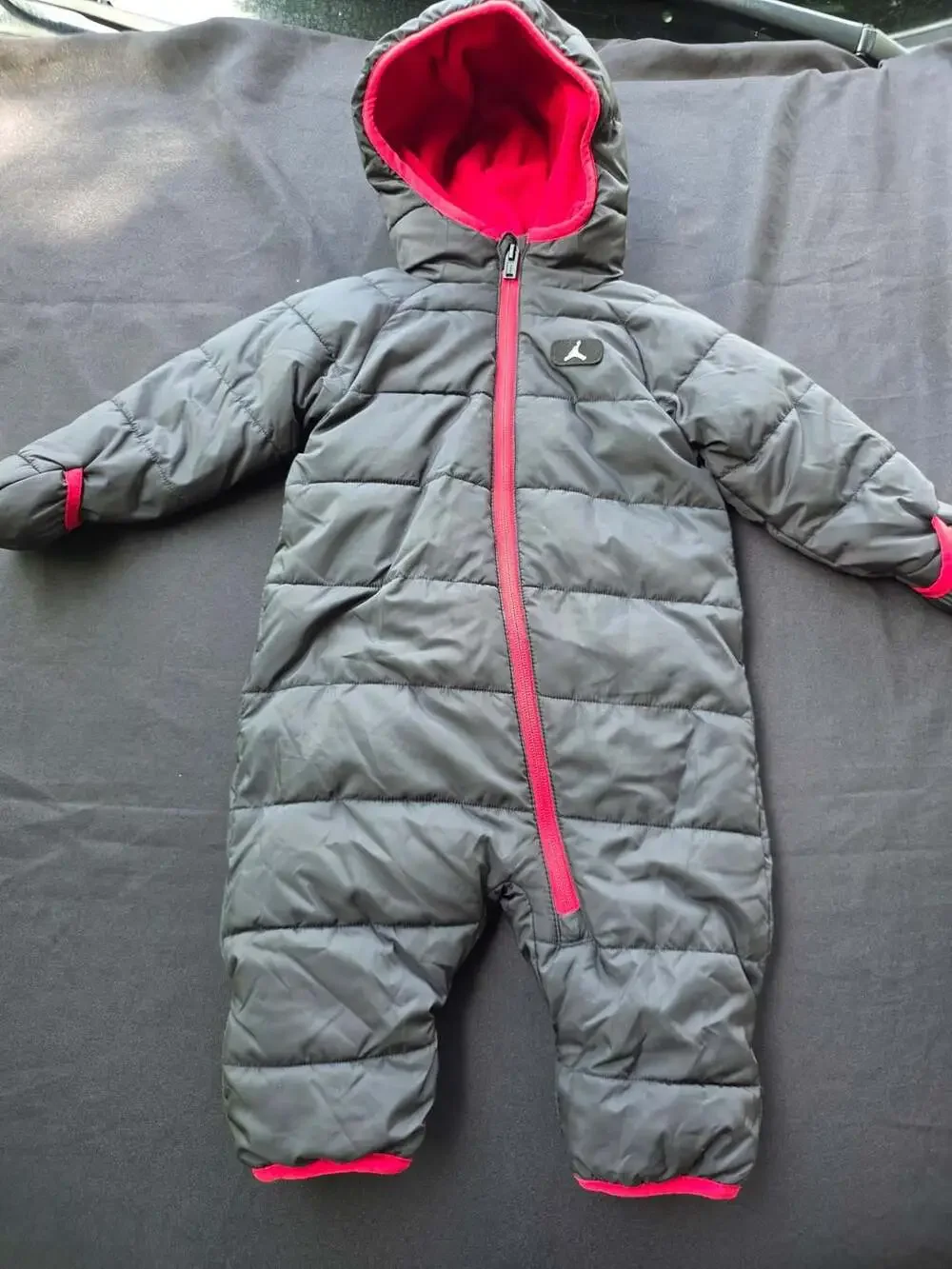 Jordan Baby Puffer Snowsuit Bunting 6-9M Black Red